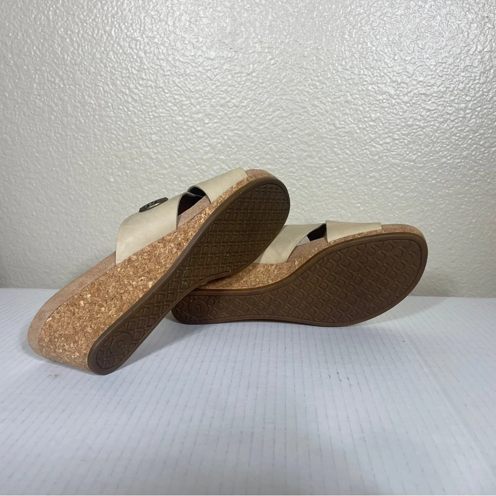 UGG Australia Sz 9 Sandal Antique White Lyra Crisscross‎ Wedge